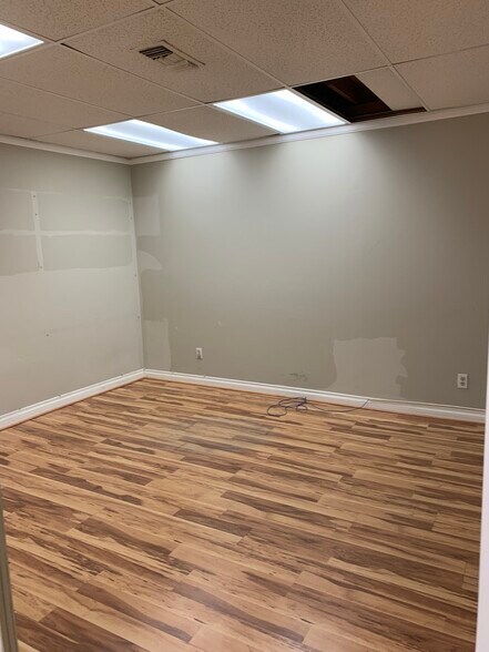 More Photos Of 3323 Lime Ave, Long Beach Office For Sale