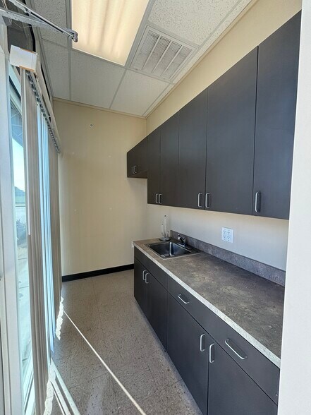 More Photos Of 1067 Brentway Ave, Williamston Unknown For Lease