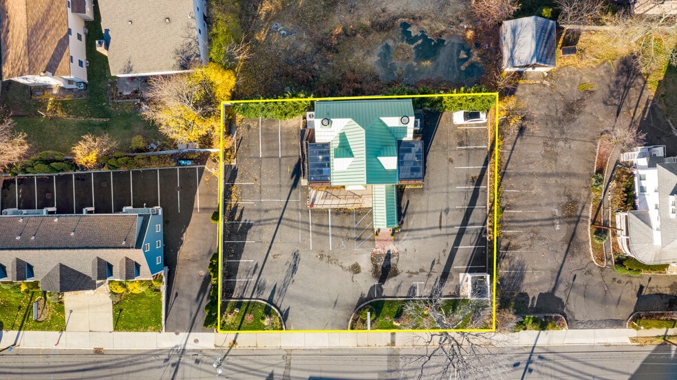 More Photos Of 11 Sylvan Ave, Englewood Cliffs Freestanding For Sale