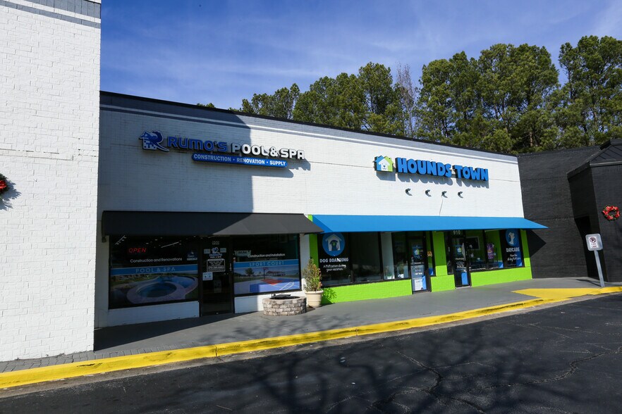 More Photos Of 8610 Roswell Rd, Atlanta Unknown For Lease