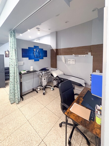 More Photos Of 828 Utica Ave, Brooklyn Storefront Retail Residential For Lease