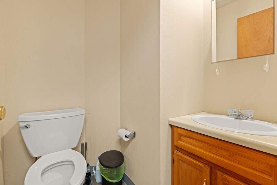 More Photos Of 3015 47th St, Boulder Medical For Lease