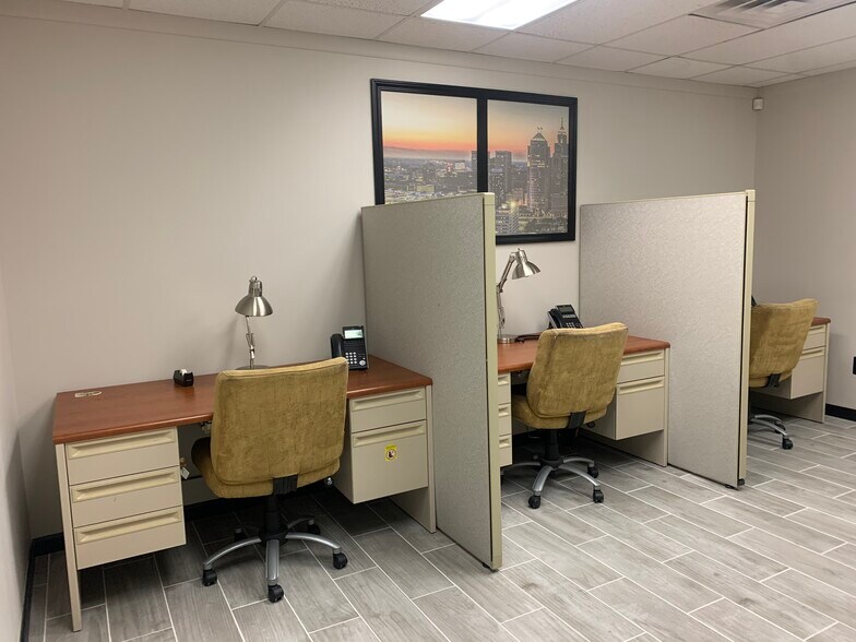 More Photos Of 13810-13854 Lakeside Cir, Sterling Heights Storefront Retail Office For Lease
