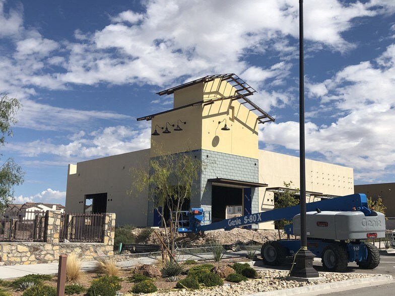 More Photos Of 1571 N Resler Dr, El Paso Unknown For Lease