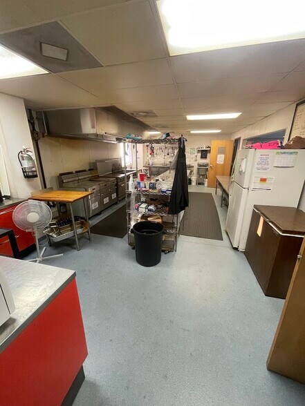 More Photos Of 3401 Century Dr, Granite City Religious Facility For Sale