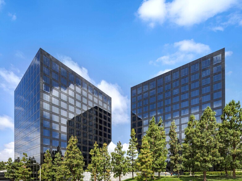 More Photos Of 19800 MacArthur Blvd, Irvine Unknown For Lease