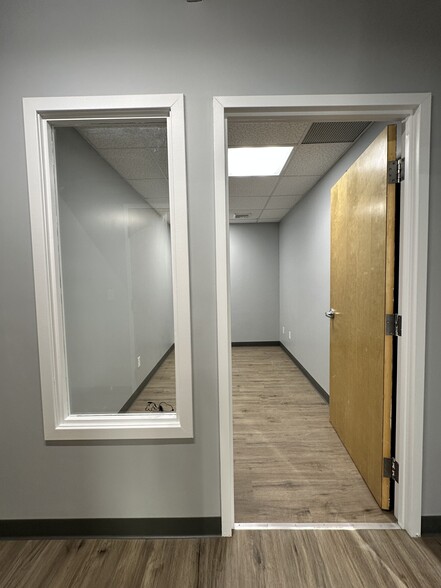 More Photos Of 53 Hancock St, Stratford Manufacturing For Lease