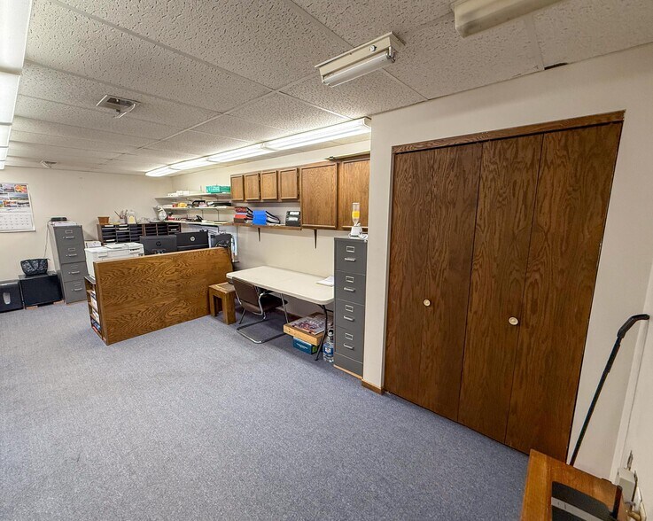 More Photos Of 16 Mantorville Ave N, Kasson Office For Sale