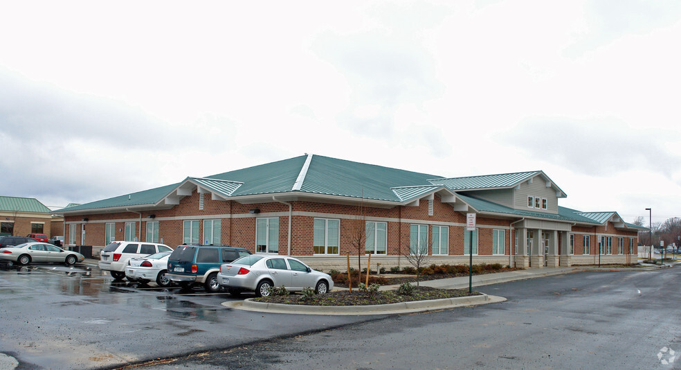 Primary Photo Of 8239 Meadowbridge Rd, Mechanicsville Medical For Lease