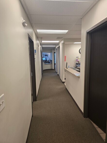 More Photos Of 2098 Teron Trace, Dacula Office For Sale