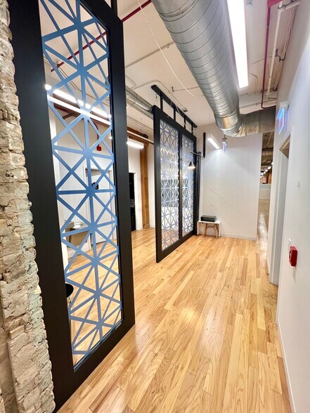 More Photos Of 1500 N Halsted St, Chicago Loft Creative Space For Lease