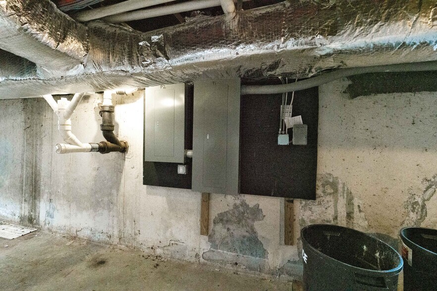 More Photos Of 6 Hampton Rd, Exeter Medical For Sale