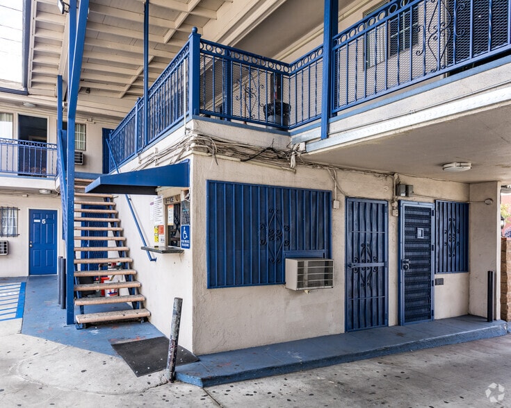 More Photos Of 6310 S Figueroa St, Los Angeles Hotel For Sale