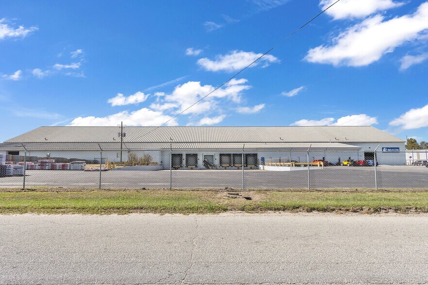 More Photos Of 940 Molly Pond Rd, Augusta Office For Lease