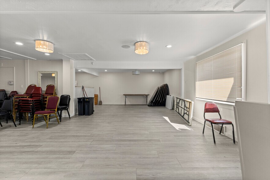 More Photos Of 1217 S Merriman Rd, Westland Lodge Meeting Hall For Sale