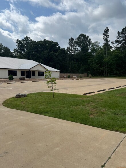 More Photos Of 5101 FM 58, Lufkin Religious Facility For Sale