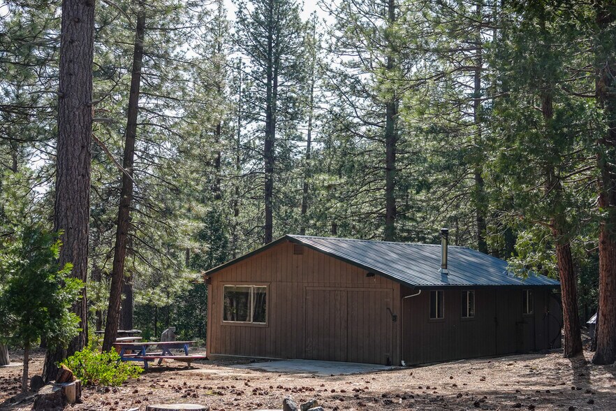 More Photos Of 6409 Kangaroo Creek Rd, Gazelle Land For Sale