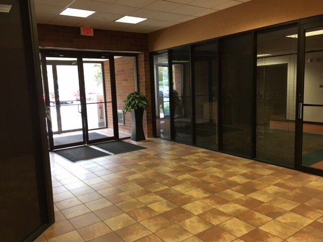 More Photos Of 400 TechneCenter Dr, Milford Office For Lease