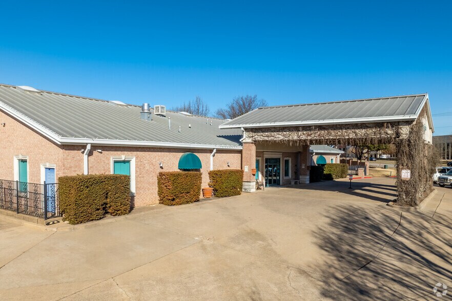 More Photos Of 2101 Firewheel Pky, Garland Daycare Center For Lease