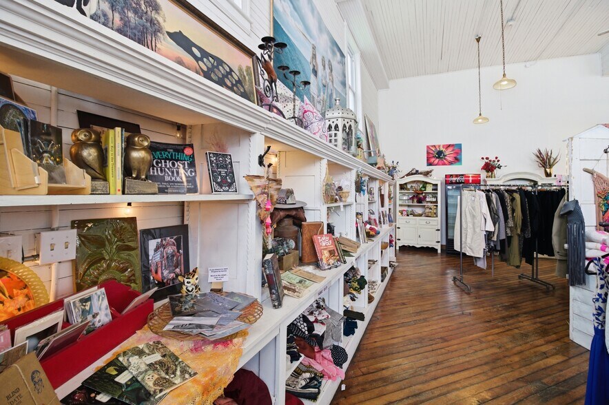More Photos Of 437 William Ave, Davis Storefront Retail Residential For Sale