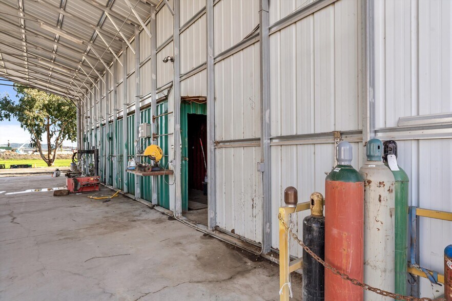 More Photos Of 6263 Sebastopol Ave, Sebastopol Land For Lease