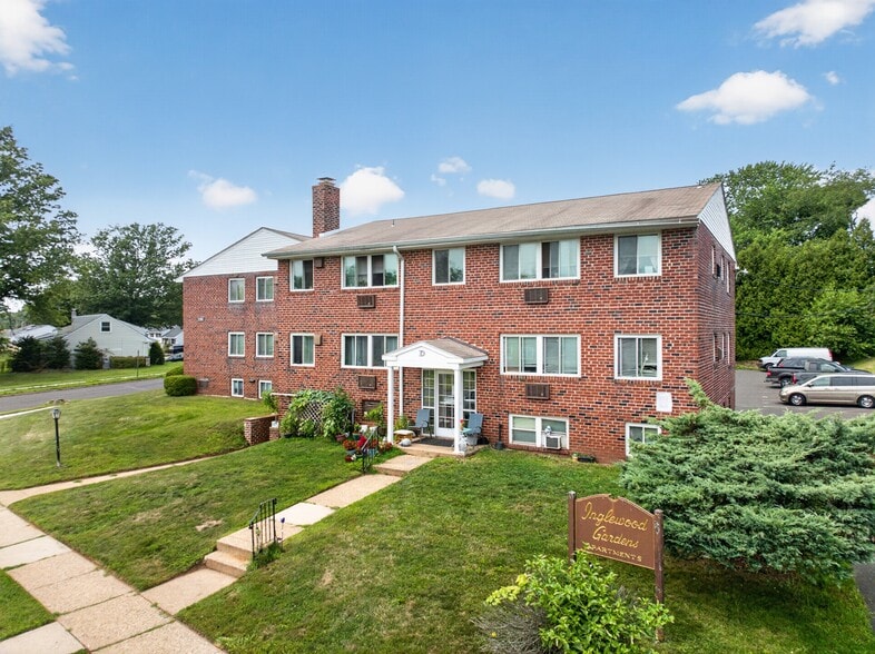 More Photos Of 1199-1201 Columbia Ave, Lansdale Apartments For Sale