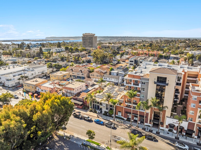 More Photos Of 3636 5th Ave, San Diego Office For Lease