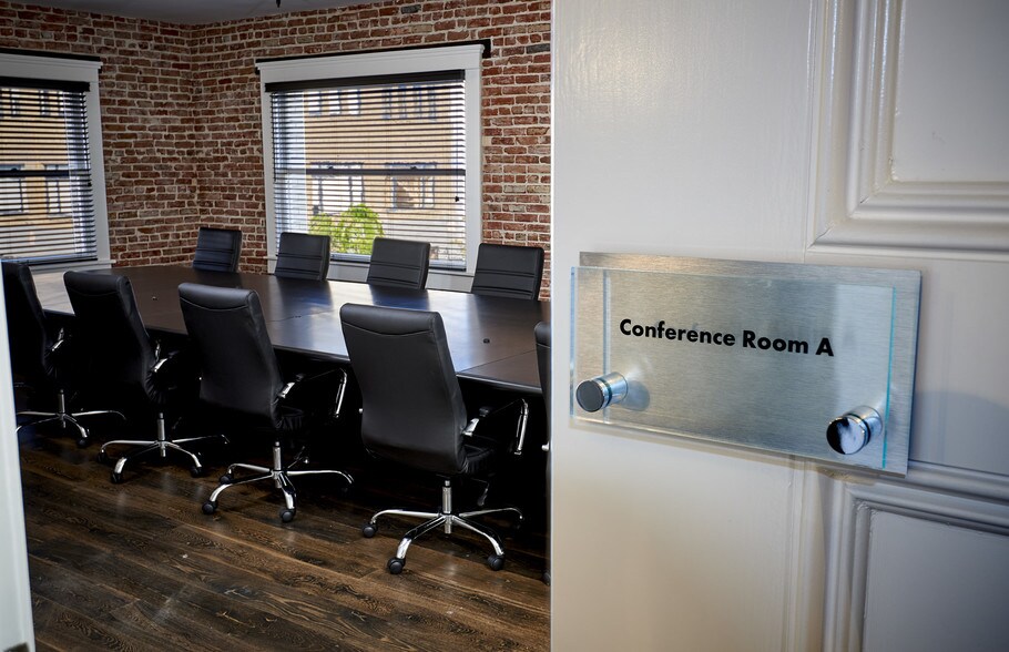 More Photos Of 202-208 W 4th St, Santa Ana Office For Lease