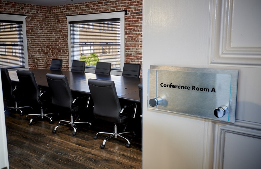 More Photos Of 202-208 W 4th St, Santa Ana Office For Lease