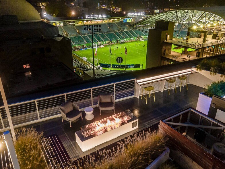 More Photos Of 1725 SW Salmon St, Portland Apartments For Lease