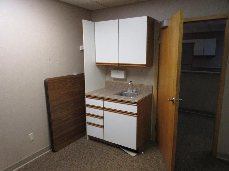More Photos Of 1787 Wagner Ave, Muskegon Medical For Sale