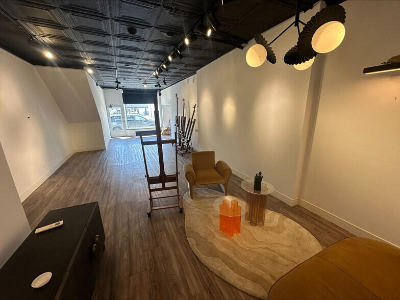 More Photos Of 8-10 Irving Pl, Woodmere Storefront Retail Office For Lease