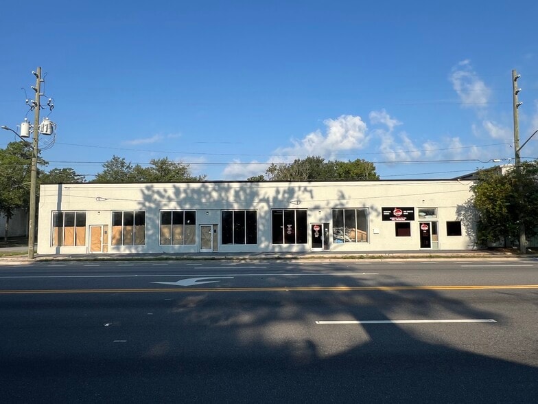 More Photos Of 1044-1050 Cassat Ave, Jacksonville Storefront For Sale