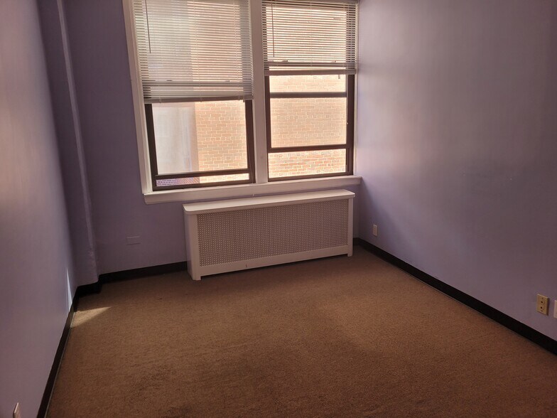 More Photos Of 11655 Queens Blvd, Forest Hills Office For Lease