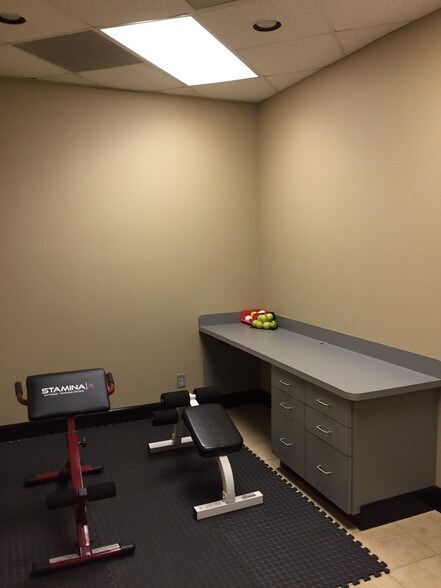 More Photos Of 11700 Us-59, Houston Medical For Lease
