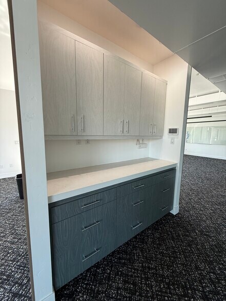 More Photos Of 101 McHenry Ave, Modesto Freestanding For Lease