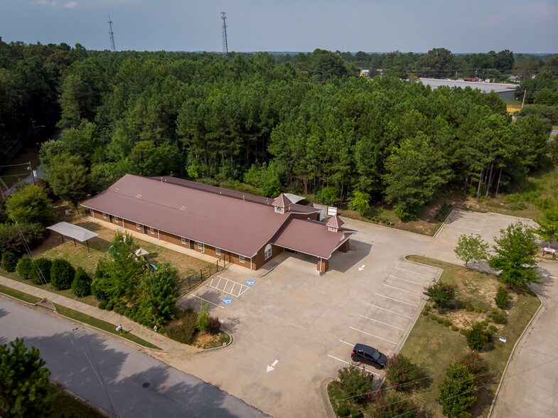 More Photos Of 9478 Winding Way Ln, Jonesboro Office For Sale