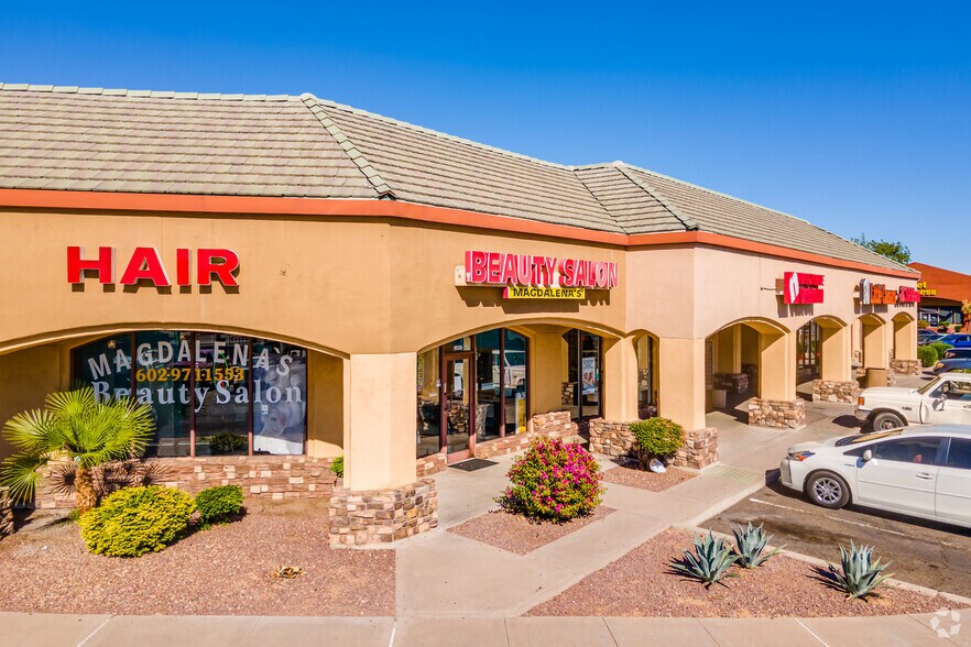 More Photos Of 3202 E Greenway Rd, Phoenix General Retail For Lease