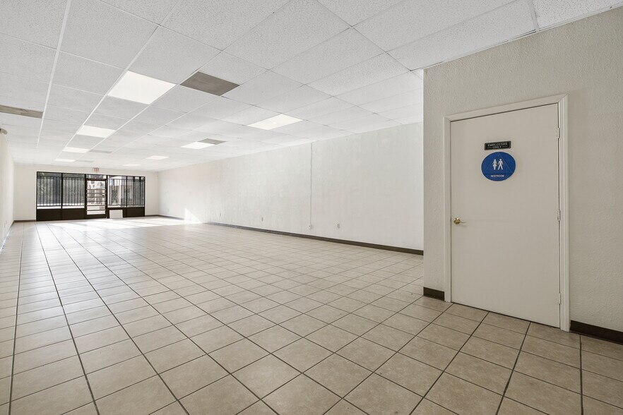 More Photos Of 503-575 W Bardsley Ave, Tulare Unknown For Lease