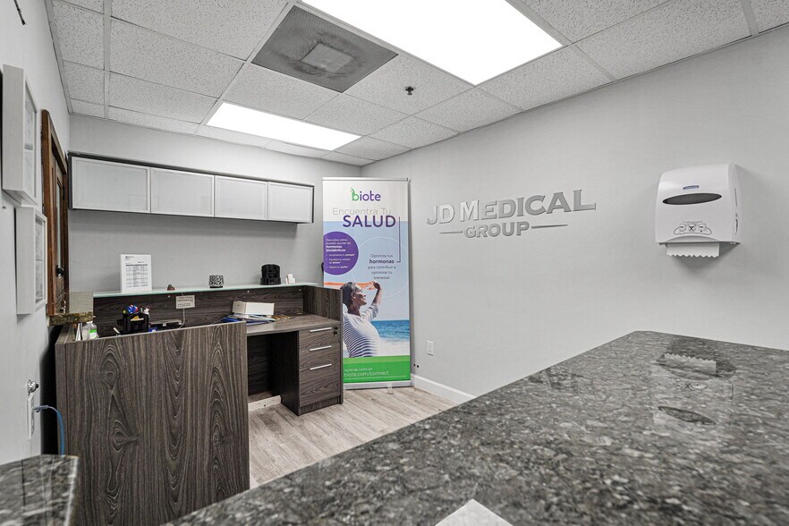 More Photos Of 2645 SW 37th Ave, Miami Medical For Sale