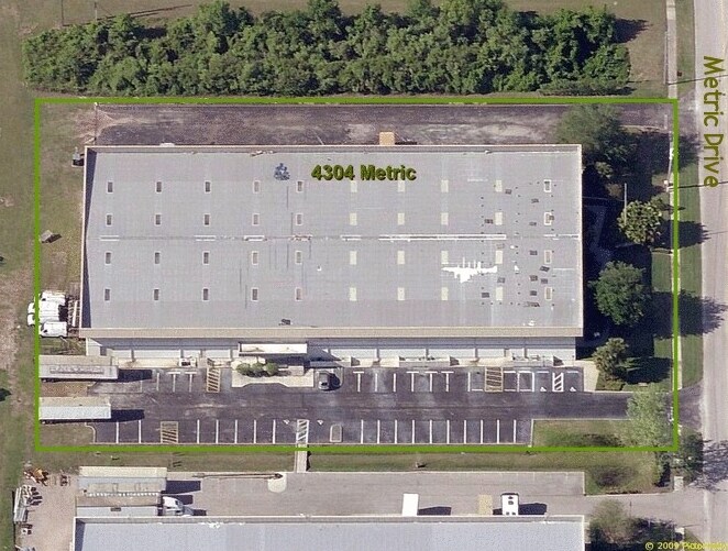 More Photos Of 4304 Metric Dr, Winter Park Warehouse For Lease