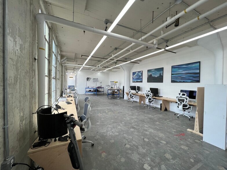 More Photos Of 140 58th St, Brooklyn Manufacturing For Lease