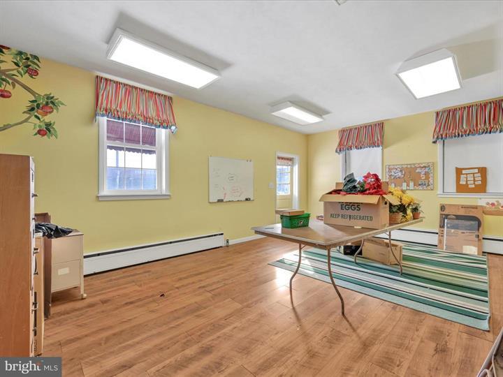 More Photos Of 100 New Haven St, Mount Joy General Retail For Lease