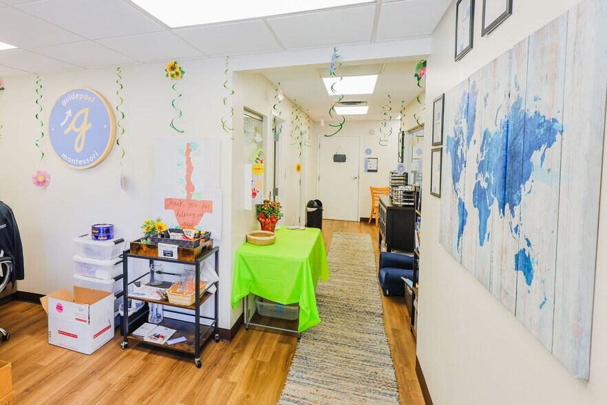 More Photos Of 2358 Shallowford Rd, Marietta Daycare Center For Sale