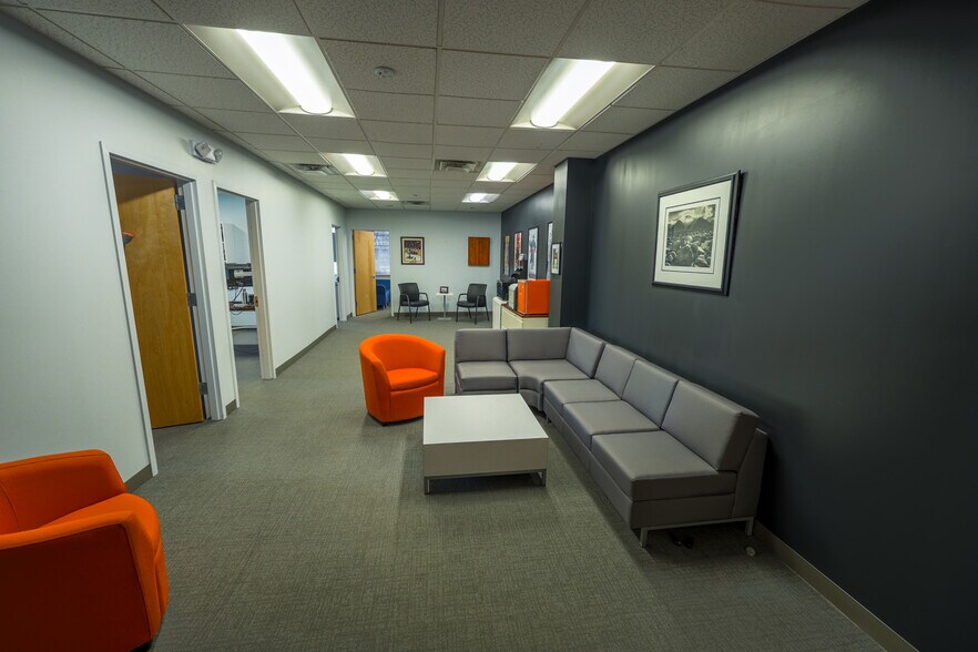 More Photos Of 65 Harristown Rd, Glen Rock Office For Lease