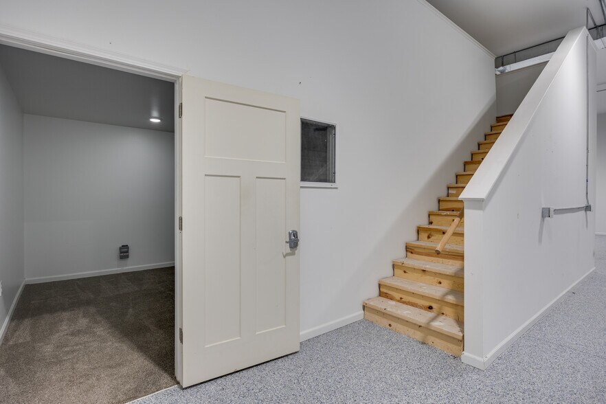 More Photos Of 4323 Duraform Ln, Windsor Industrial For Sale