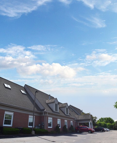 More Photos Of 38935 Ann Arbor Rd, Livonia Office For Lease