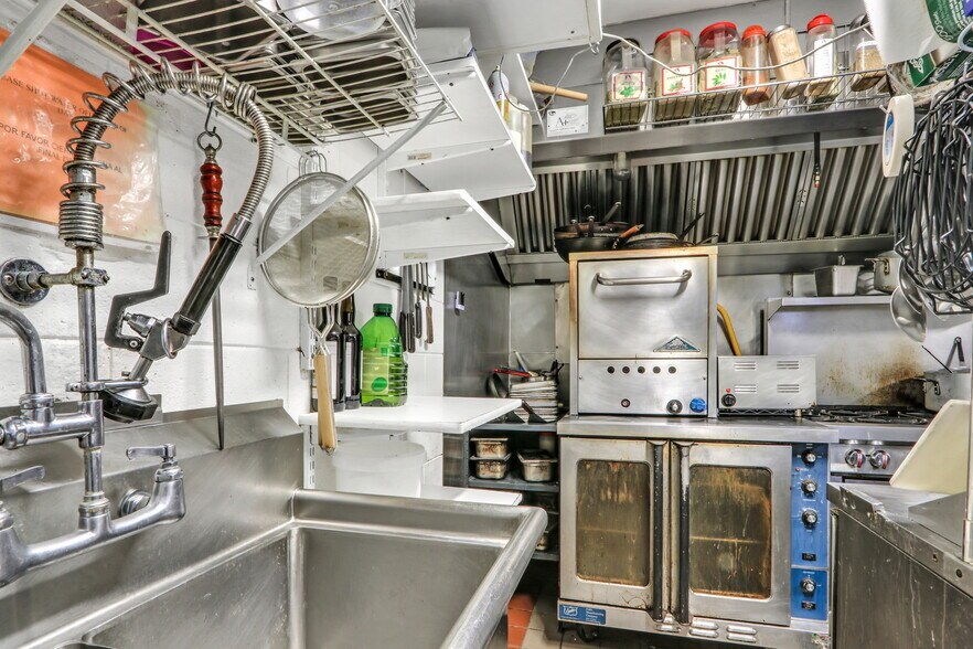 More Photos Of 2816 Route 120, Mchenry Restaurant For Sale