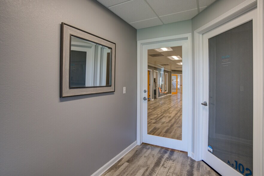 More Photos Of 2960 N Academy Blvd, Colorado Springs Office For Sale