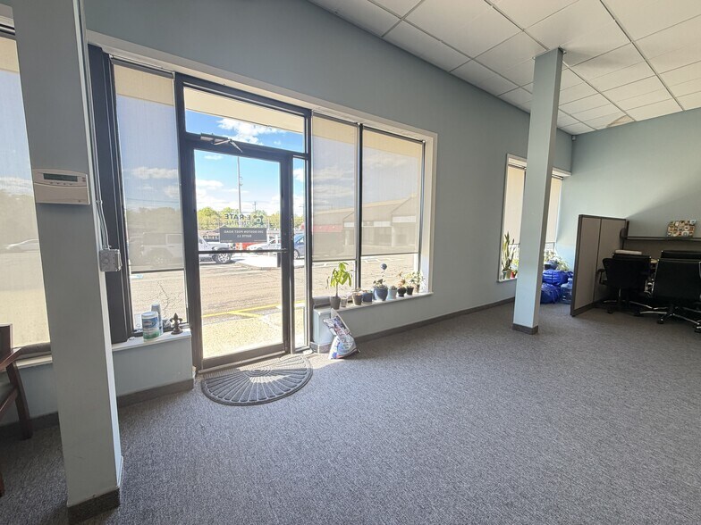 More Photos Of 200 Boston Post Rd, Orange Unknown For Lease